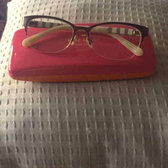 Name brand prescription frames - Picture 8 of 8